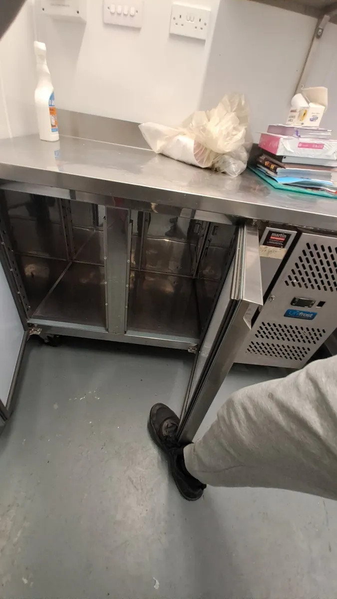 Stainless steel worktop + 2 door storage - Image 2