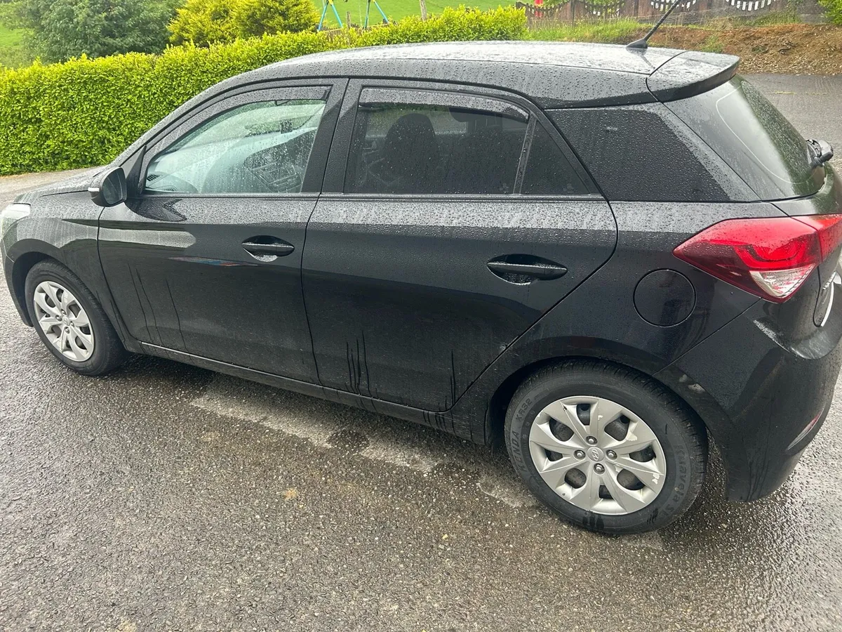Hyundai i20 - Image 4