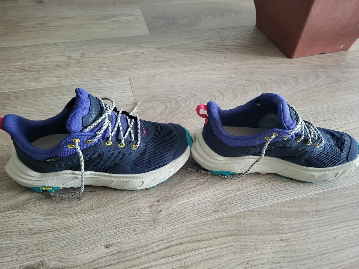 Hoka GORE-TEX Women's Walking Shoes size uk6 - Image 2