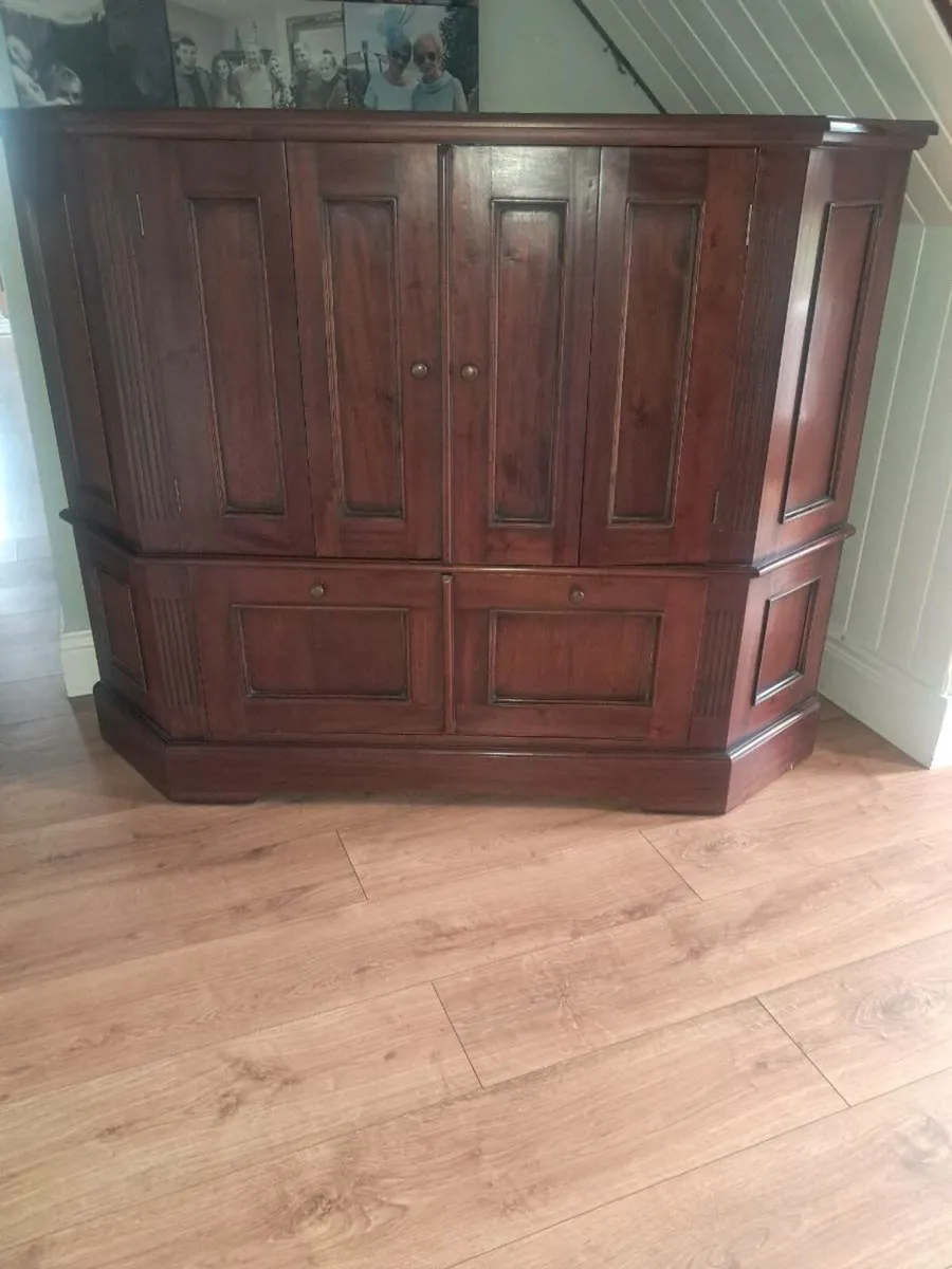 TV Unit & Cabinet - Image 1