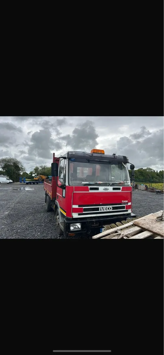 Iveco 7.5 tonne tipper - Image 2