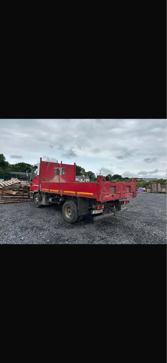 Iveco 7.5 tonne tipper - Image 3