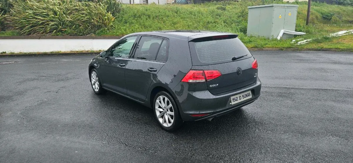 2015 Volkswagen Golf - Image 1