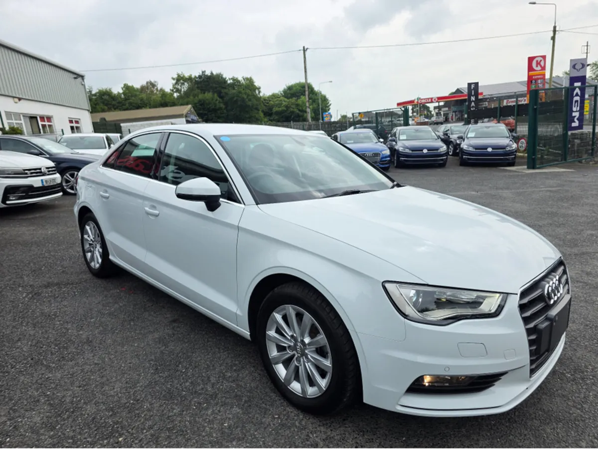 Audi A3 SALOON 1.4 TFSI  ONLY 52,836 KLMs AUTOMATI - Image 2