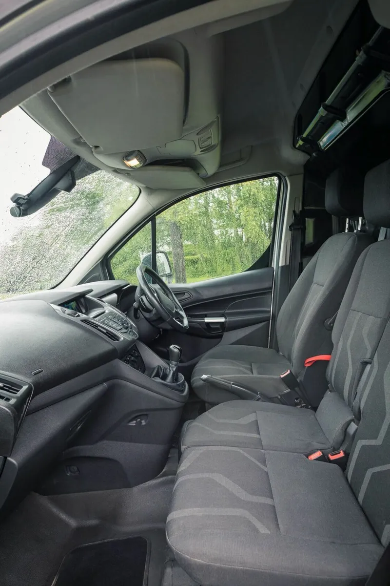 Ford Transit Connect Trend LWB 2016 - Image 4