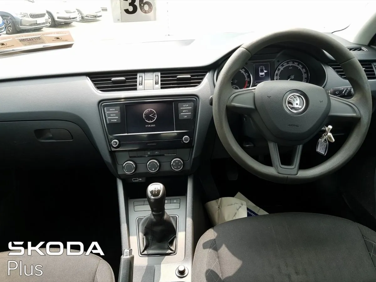 Skoda Octavia Active 1.6tdi 115HP - Image 2