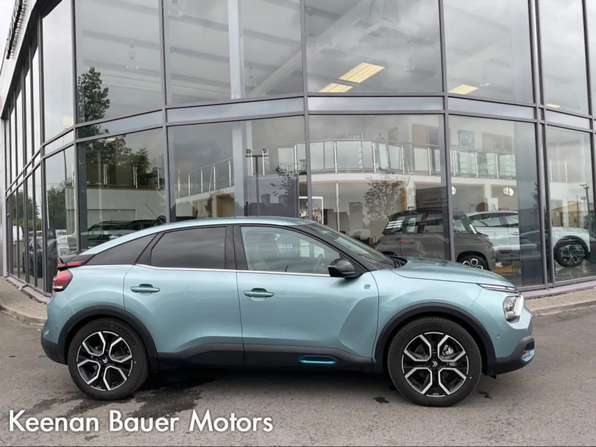Citroen C4 Eflair Pack 50kwh 136BHP MY2 - Image 3
