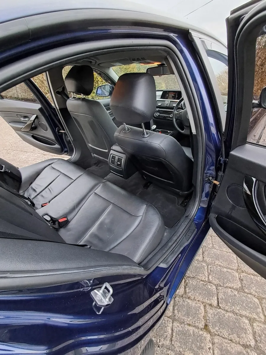 BMW 3-Series 2015 - Image 3