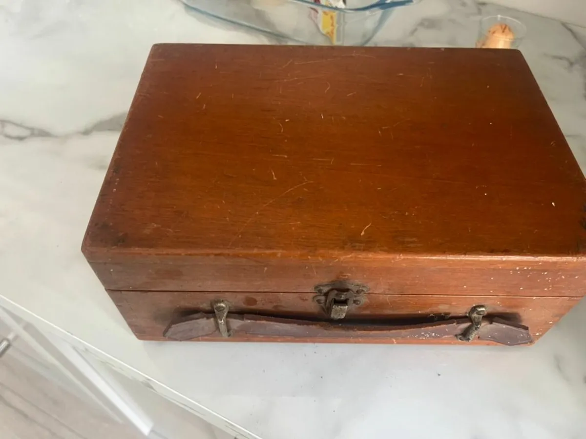 Vintage Koester’s Vitapulator Violet Ray Therapy - Image 2