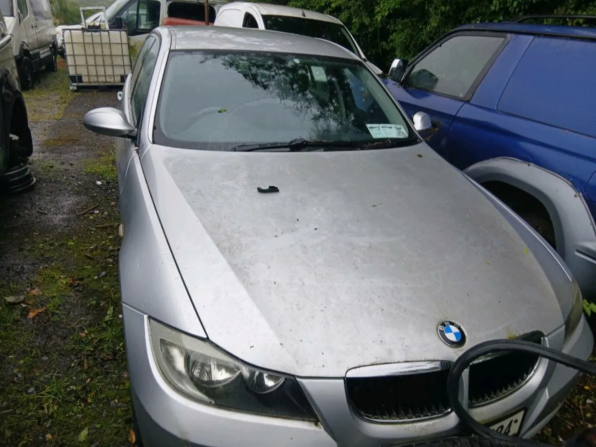 Bmw 320 - Image 1