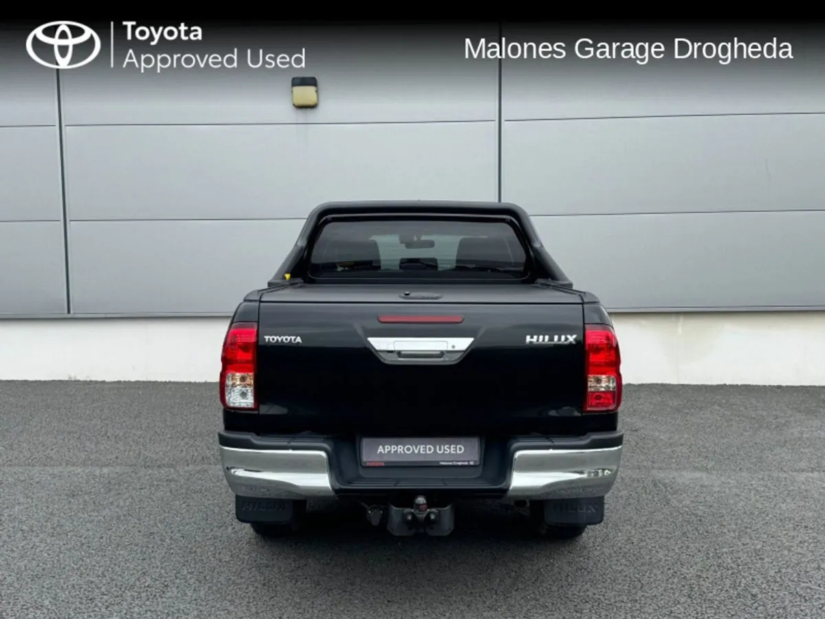 Toyota HiLux 2.4 D4D SR5 Auto Call Now  041 980 2 - Image 4