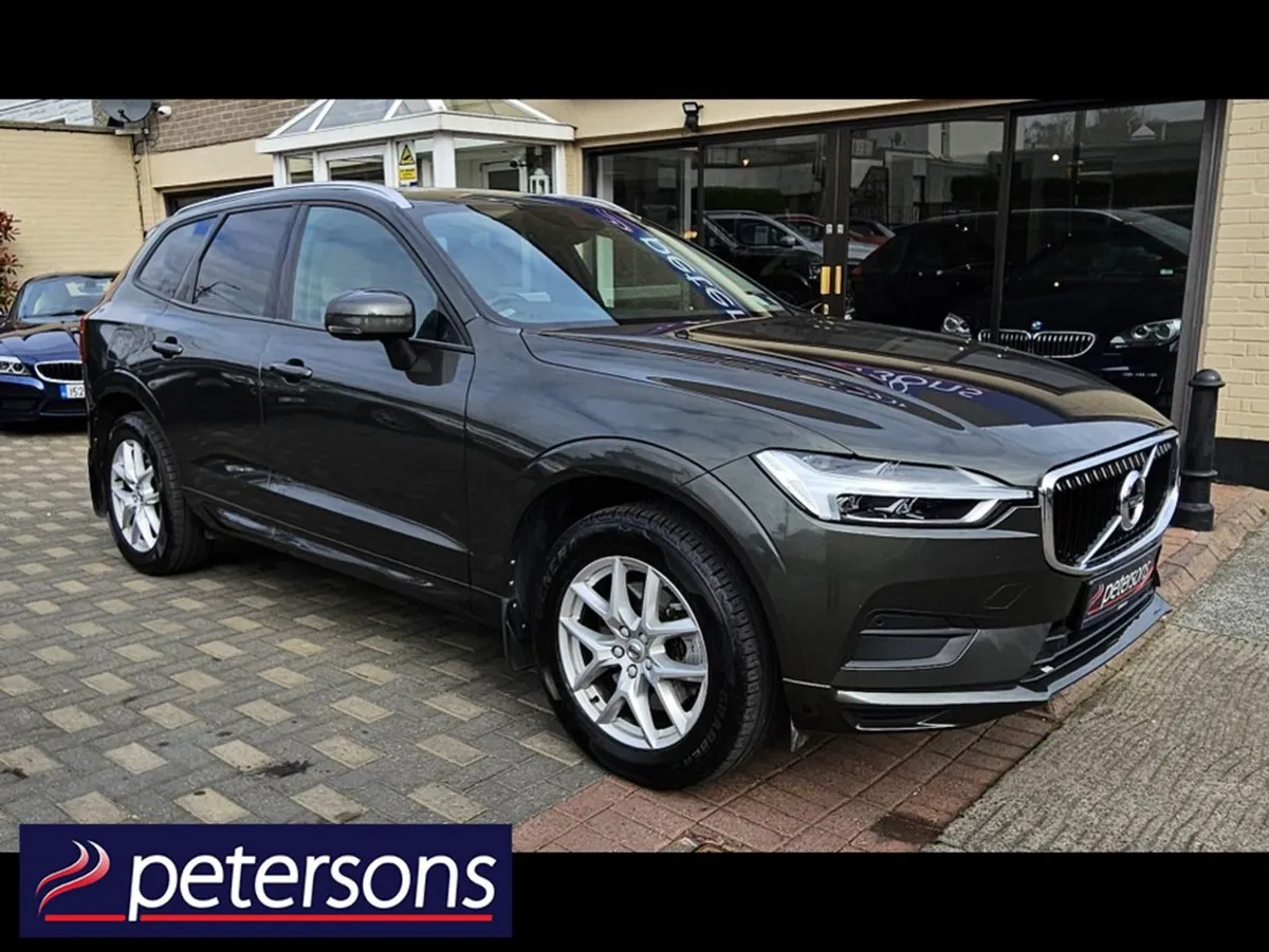 Volvo XC60 D4 AWD Momentum 5DR Automatic - Image 3