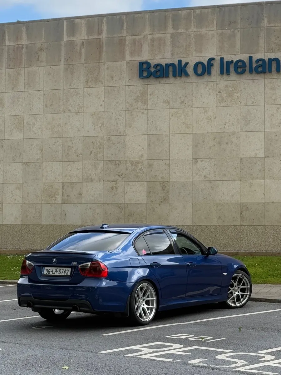 BMW series 3 03/26 NCT - Image 2