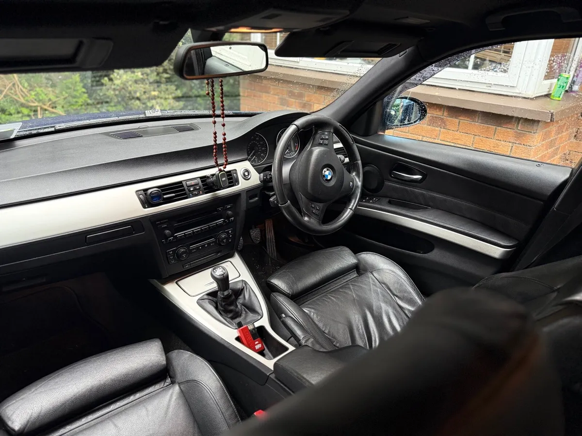 BMW series 3 03/26 NCT - Image 4