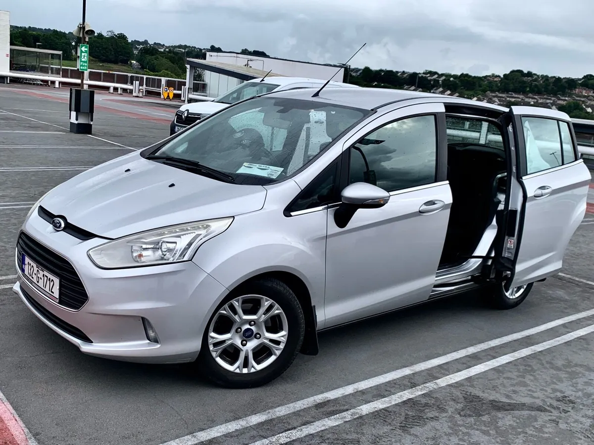 Mint Ford B-Max Facelift  1.5LDiesel. slide Doors - Image 4