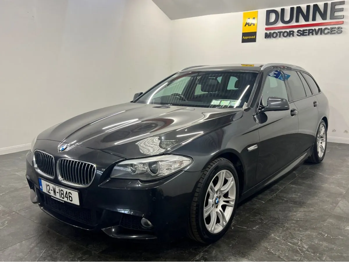 BMW 5 Series  520 D F11 M Sport Touring two Keys - Image 4