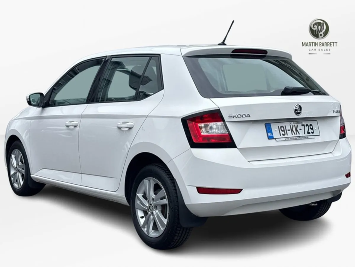 Skoda Fabia Ambition 1.0 MPI 75hp 4DR - Image 4