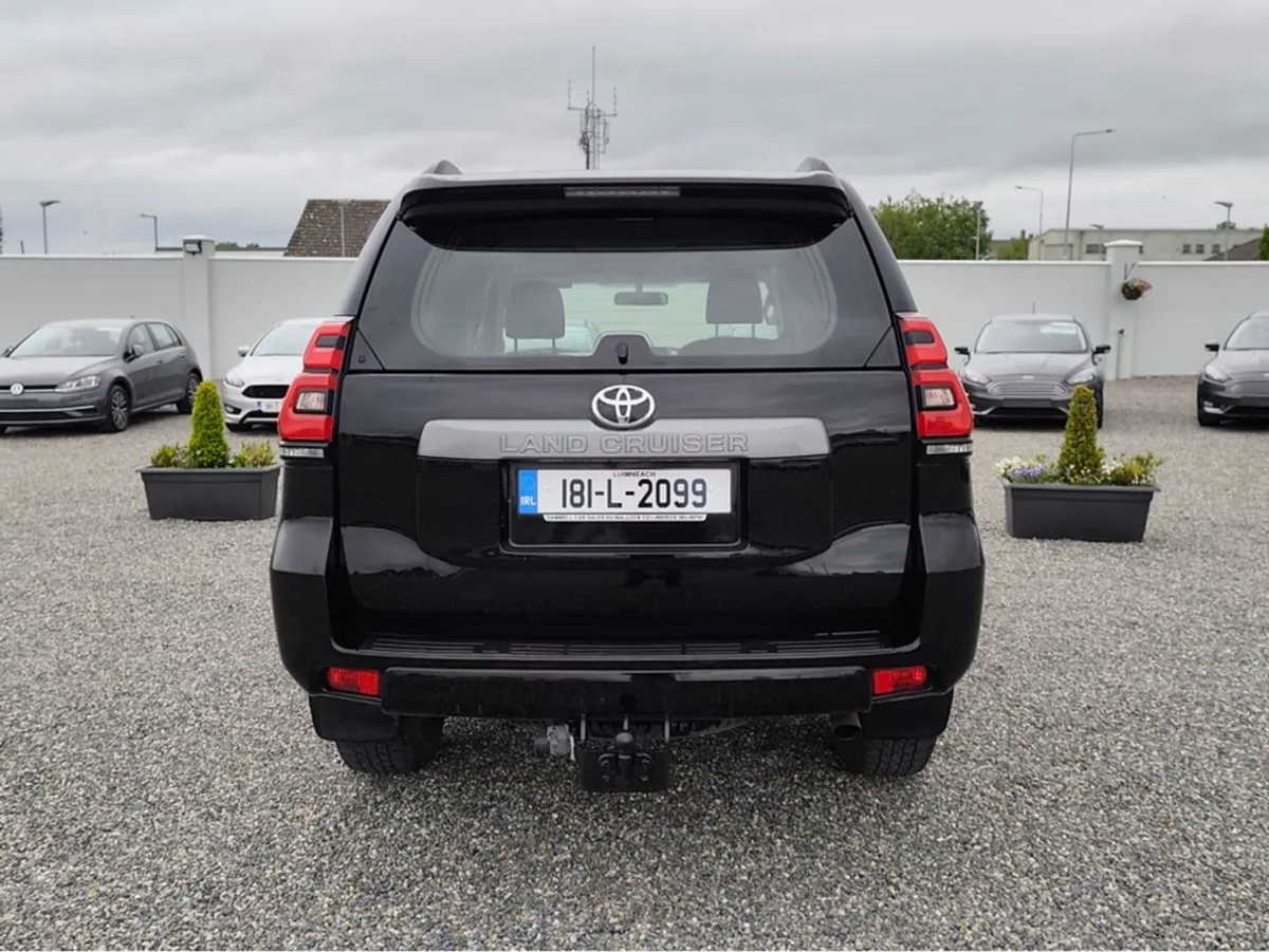 Toyota Landcruiser Land CRU LC LWB GX Commercial - Image 3