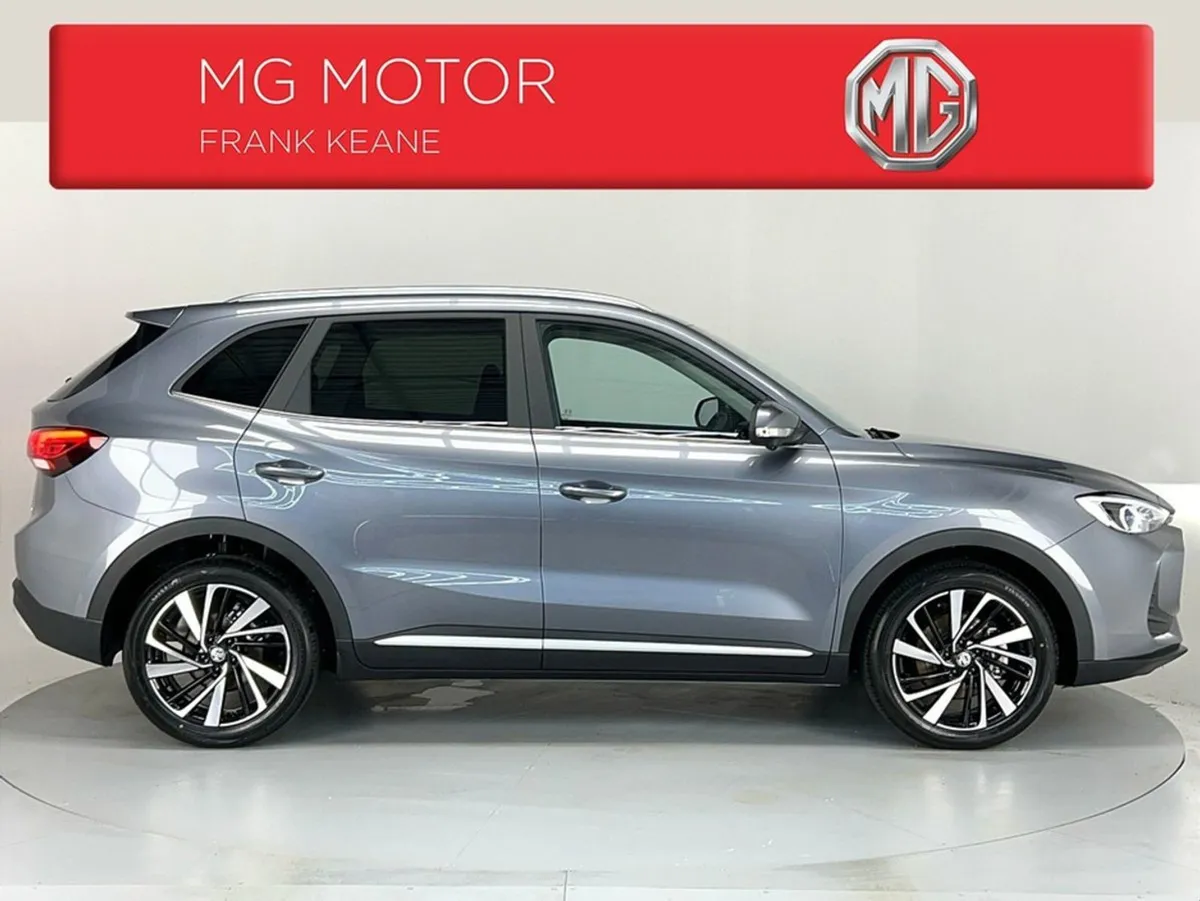 MG ZS Ex-demo ZS Exclusive HEV  full Black Leathe - Image 3