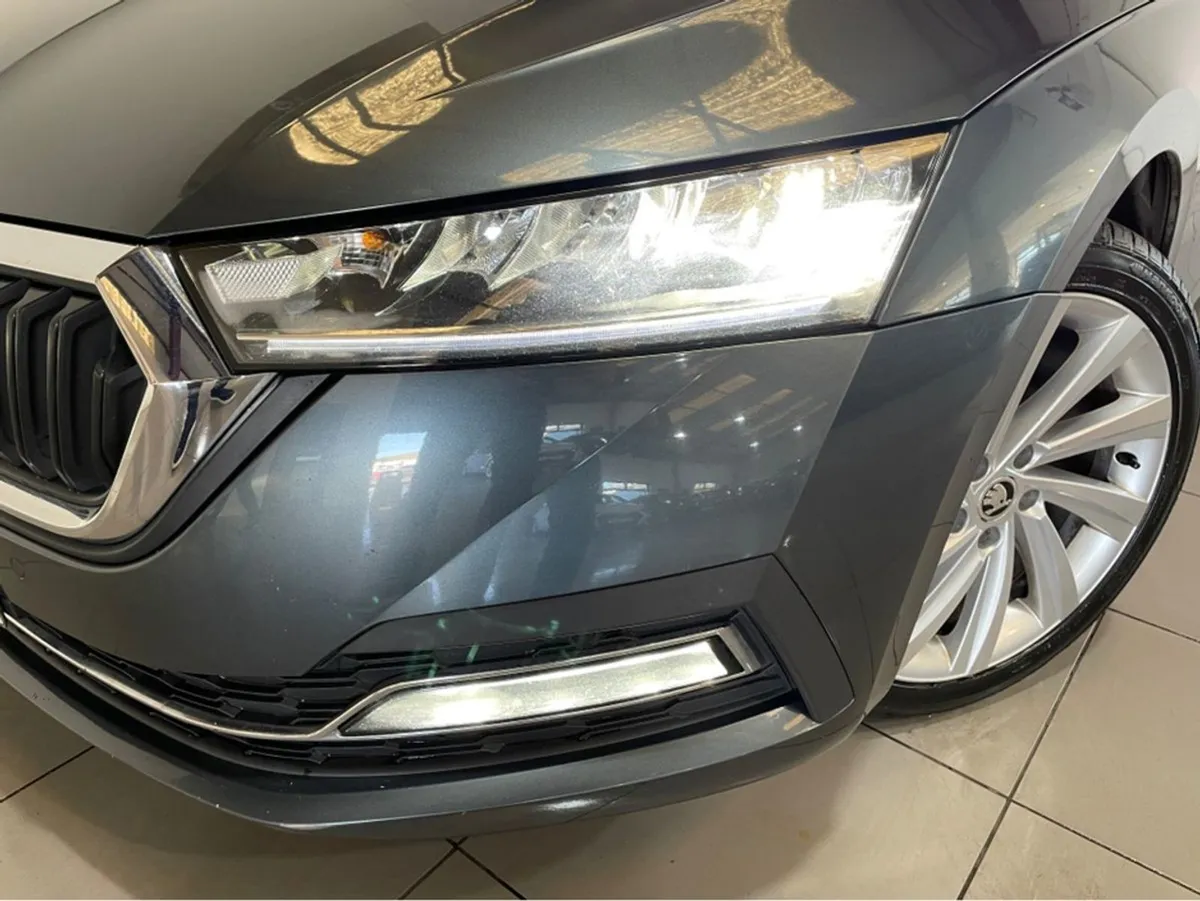 Skoda Octavia C Style 2.0 TDI 115HP 5 5DR - Image 3