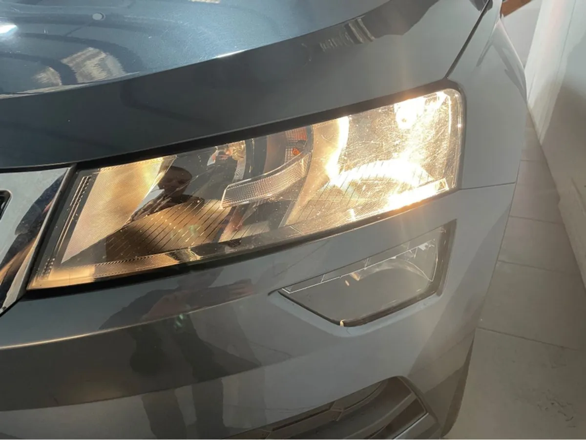 Skoda Karoq Ambition 2.0 TDI 115HP 5DR - Image 4
