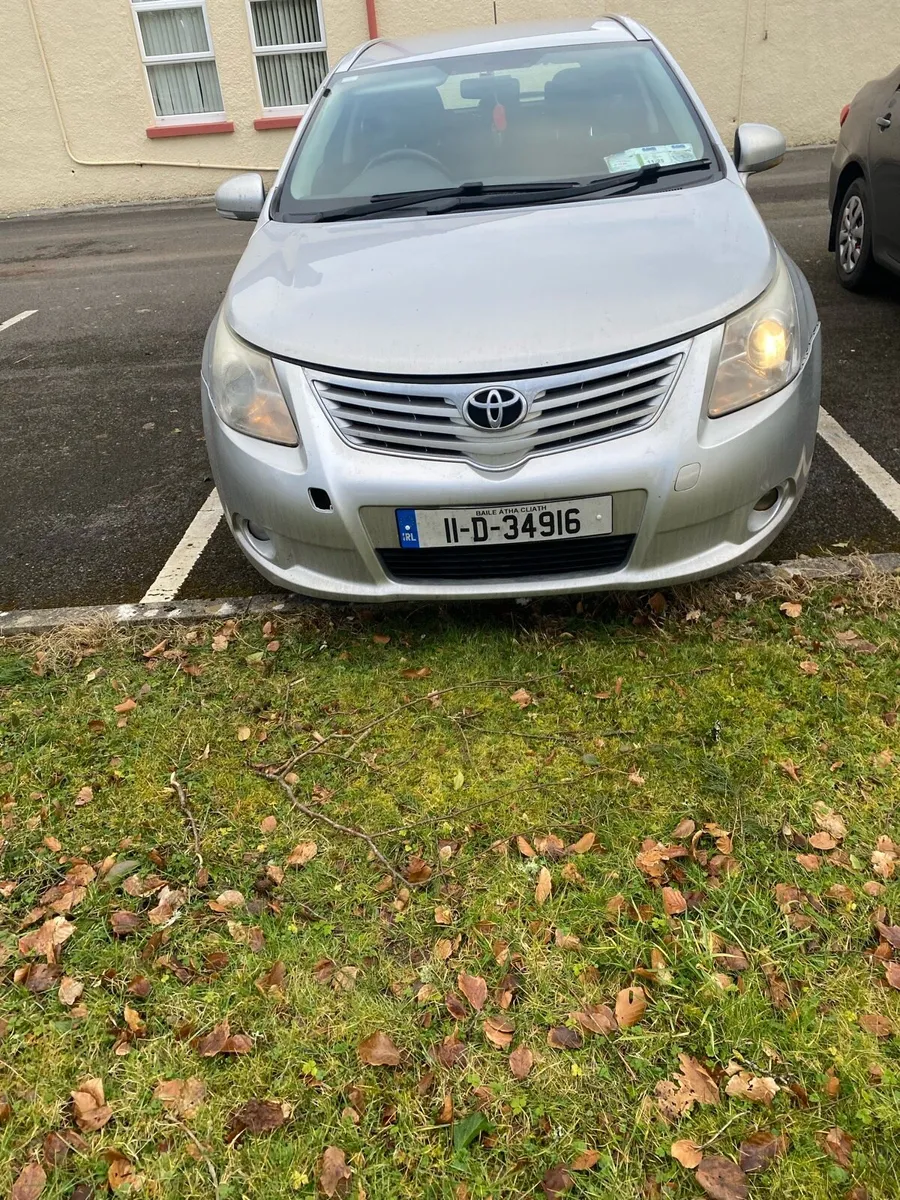 Toyota Avensis Aura - Image 1