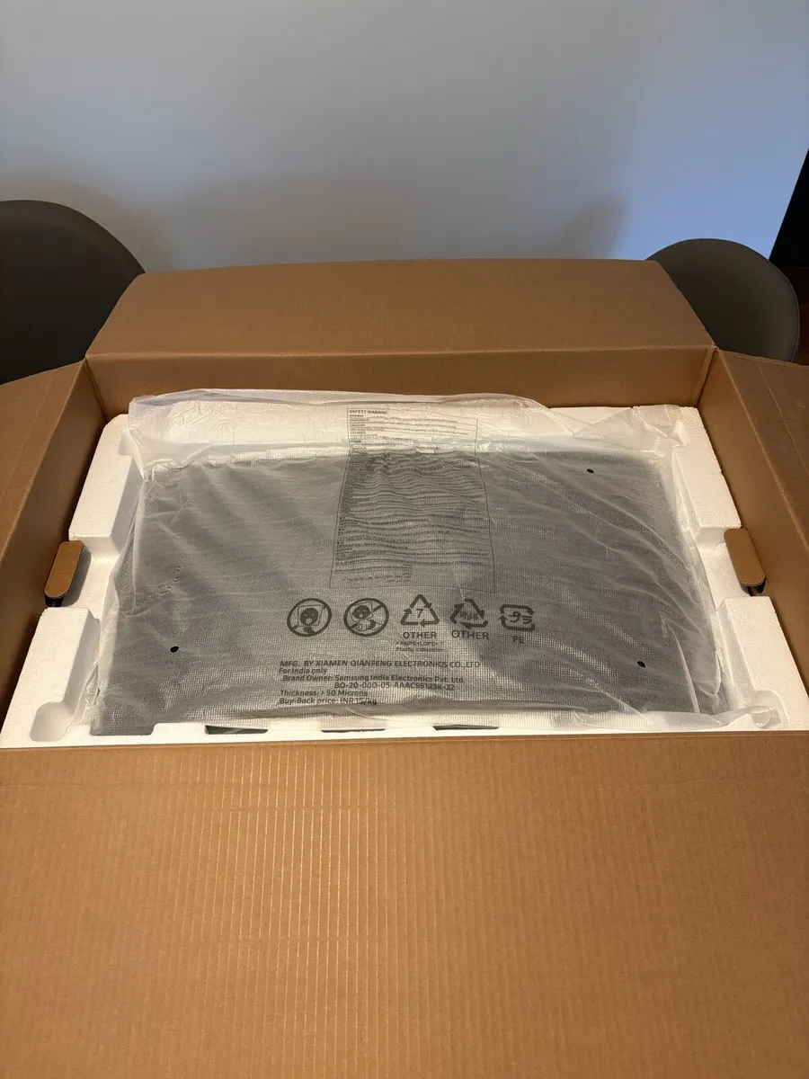 Samsung 32” Curved 1920x1080 250 CD/m2 3000:1 75Hz - Image 4