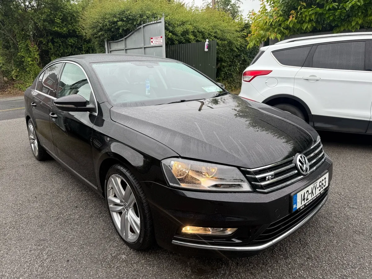 2014 VOLKSWAGEN PASSAT RLINE LOW KMS - Image 1