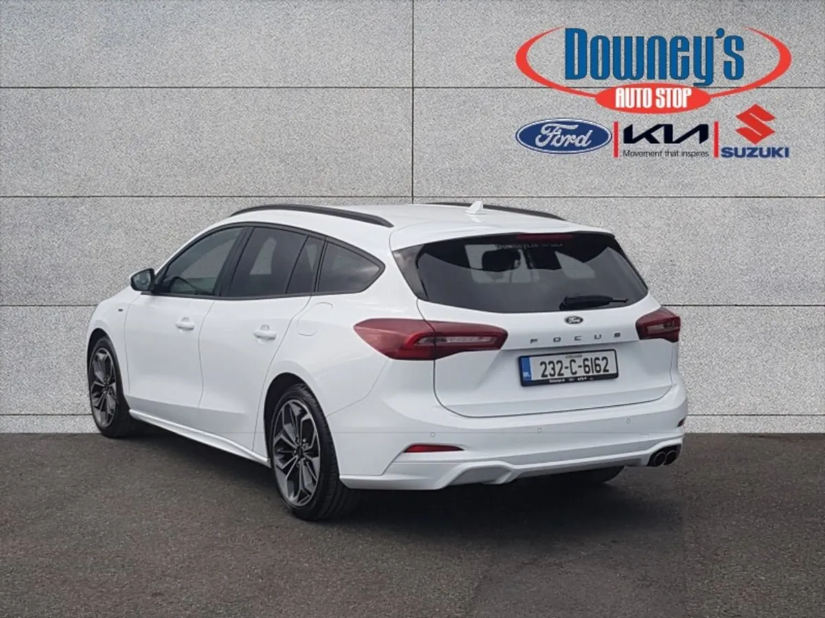 Ford Focus 1.0 Turbo Petrol Estate  super Offer - Image 4