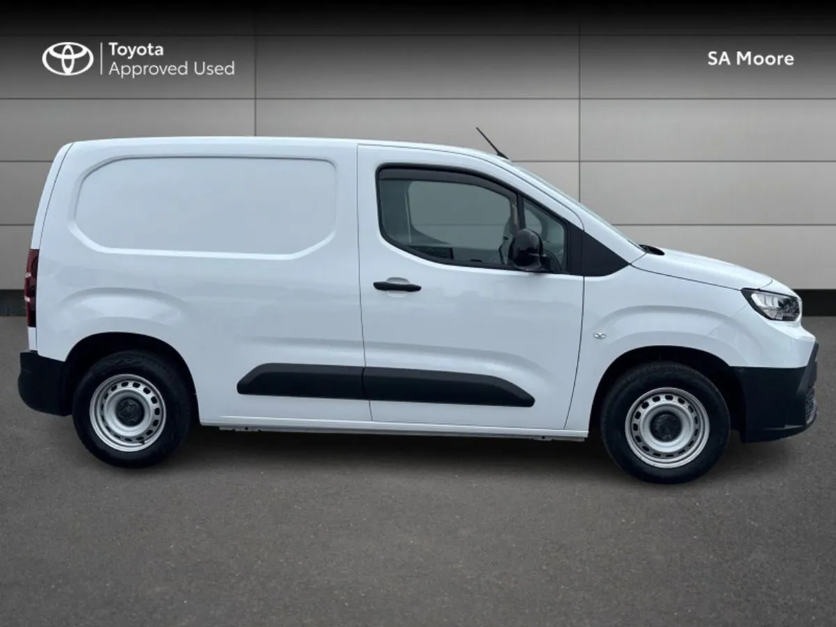 Toyota Proace 1.5 GX SWB 650KG - Image 3