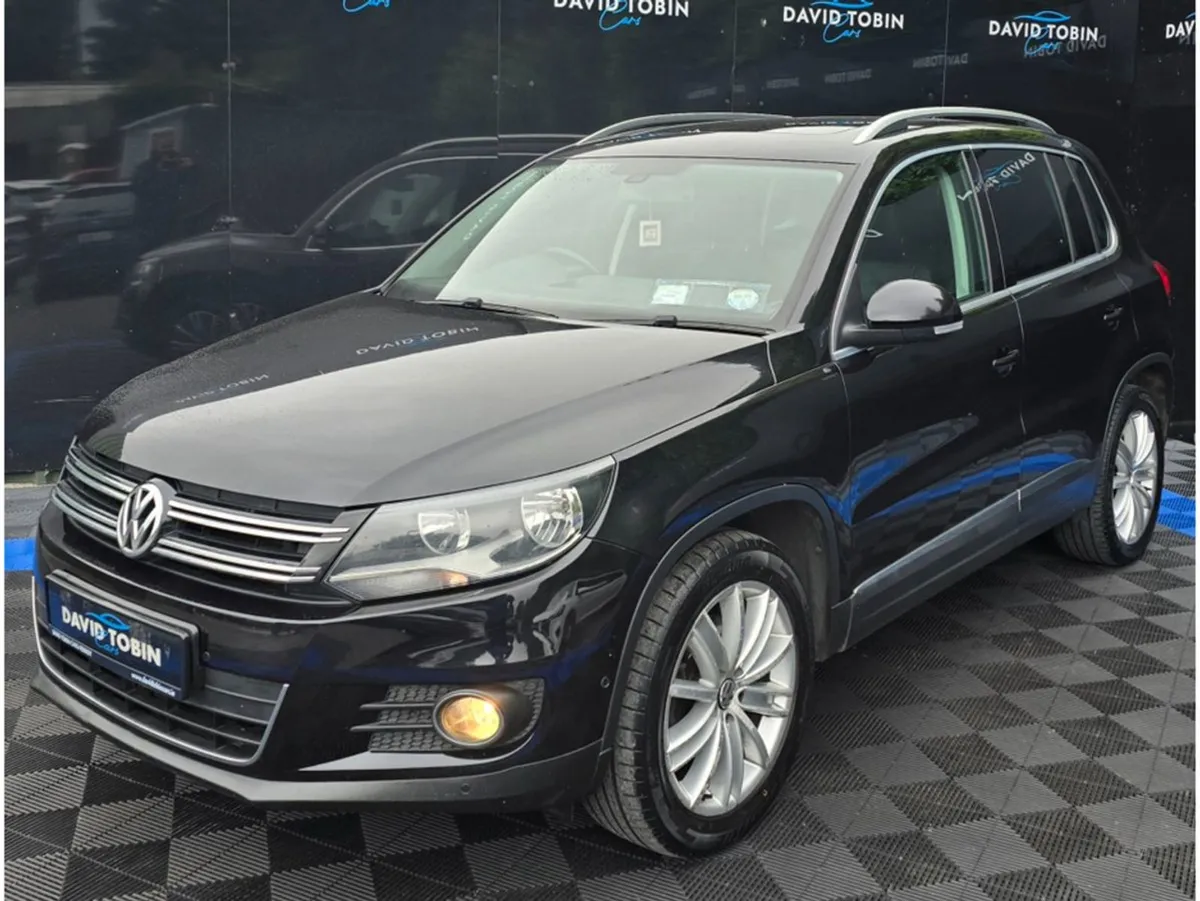 Volkswagen Tiguan 2.0 TDI Manual/sunroof - Image 4