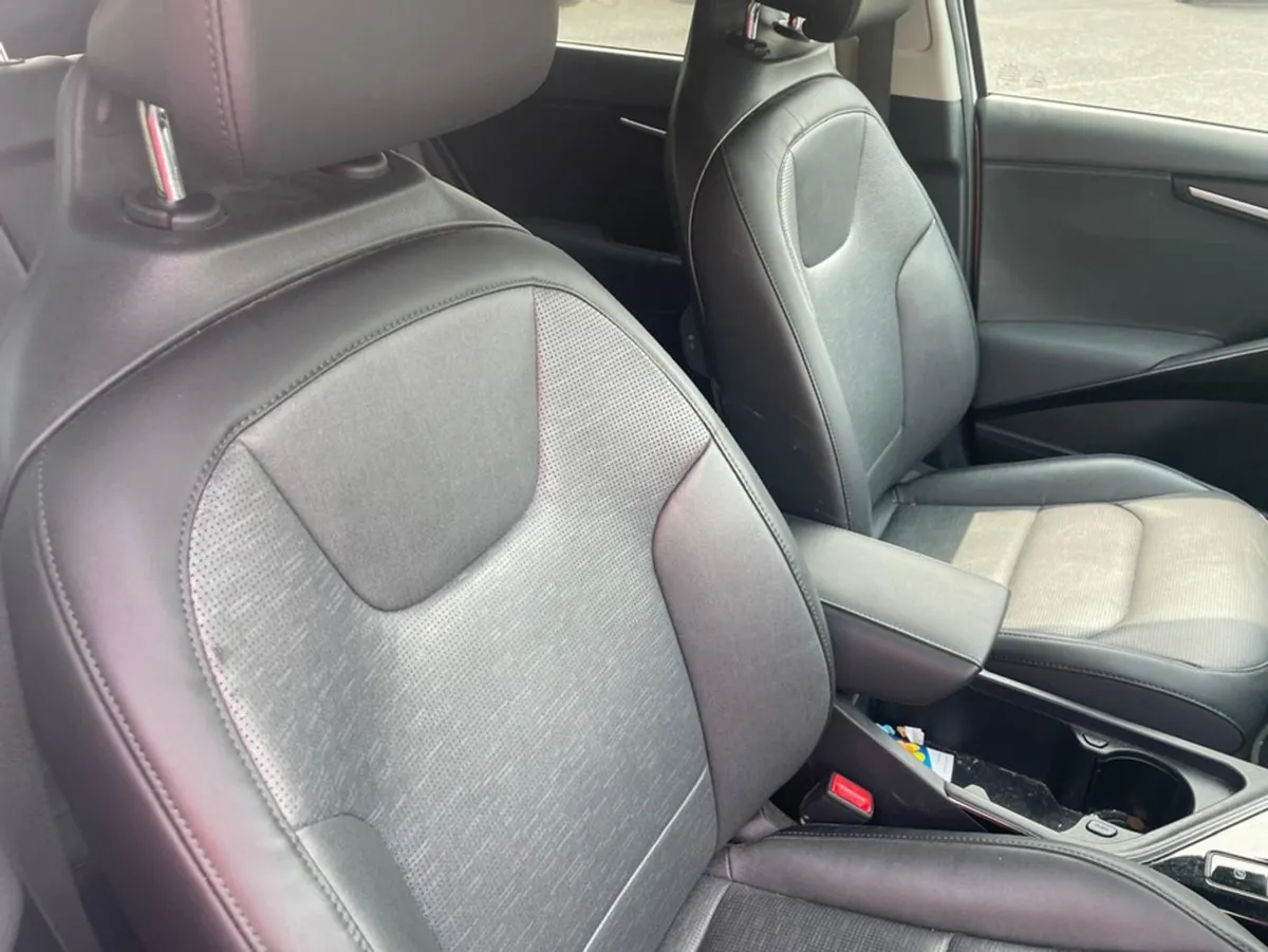 Kia Niro Phev K4 5DR Auto (only 40 Mins From Dubl - Image 4