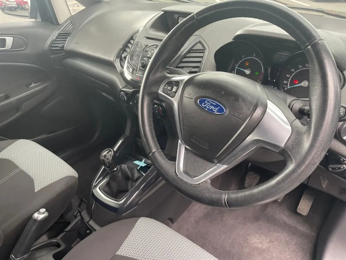Ford EcoSport Titanium 1.5 Tdci 90ps 4DR (only 40 - Image 4