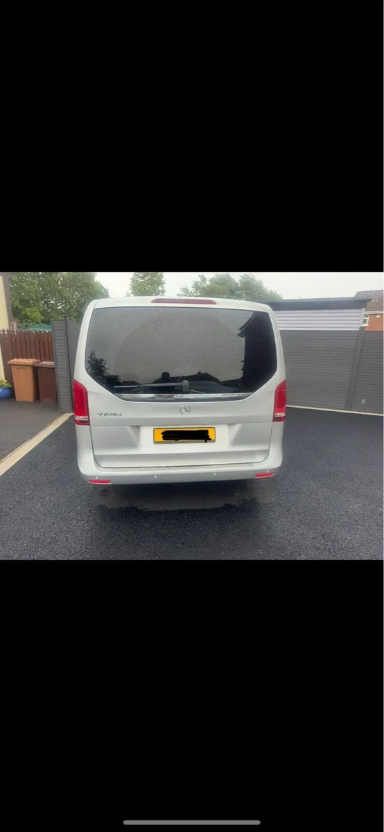 Car - Image 3