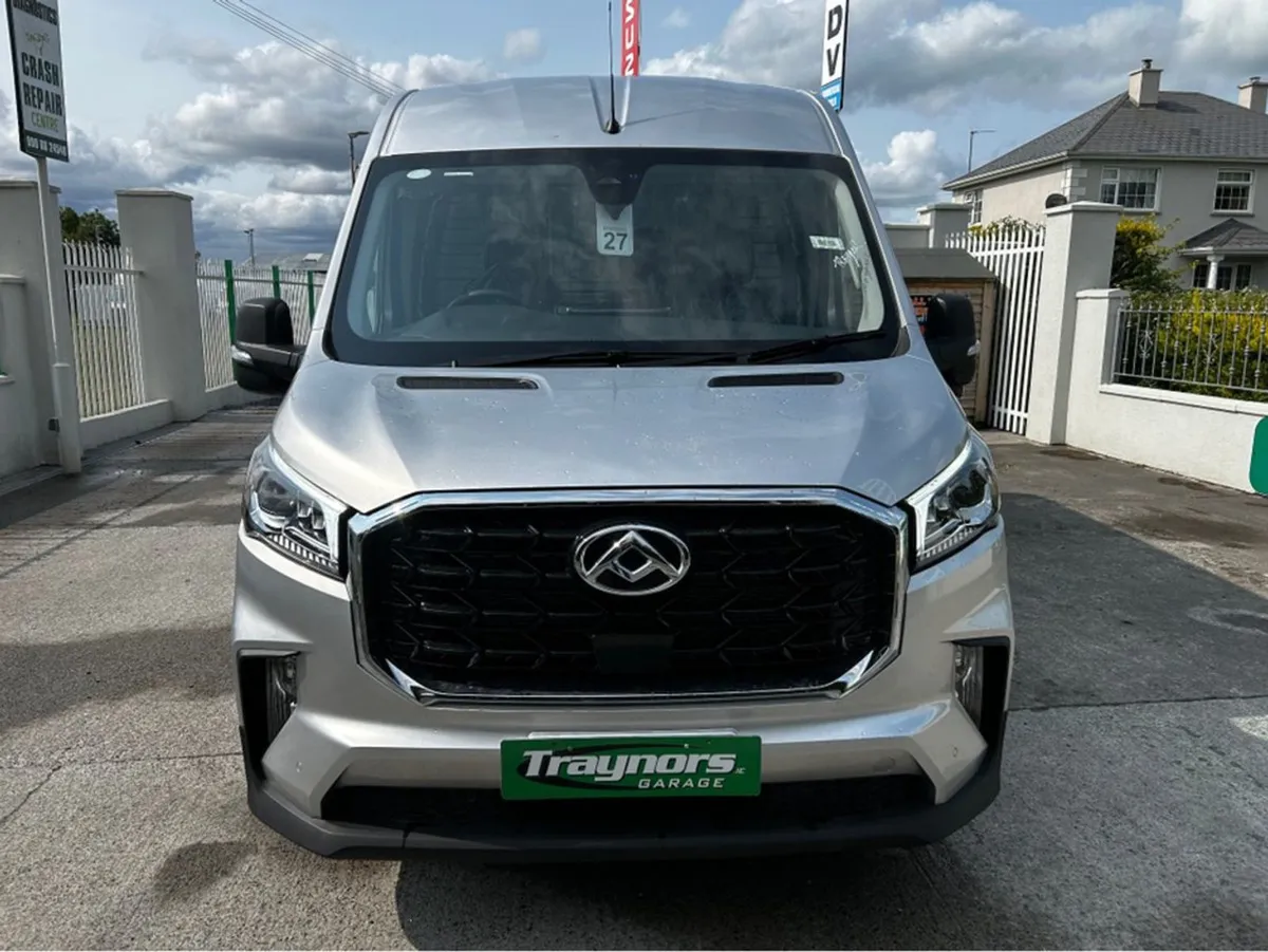 Maxus Deliver 9 FWD Silver IN Stock LUX Model - Image 3
