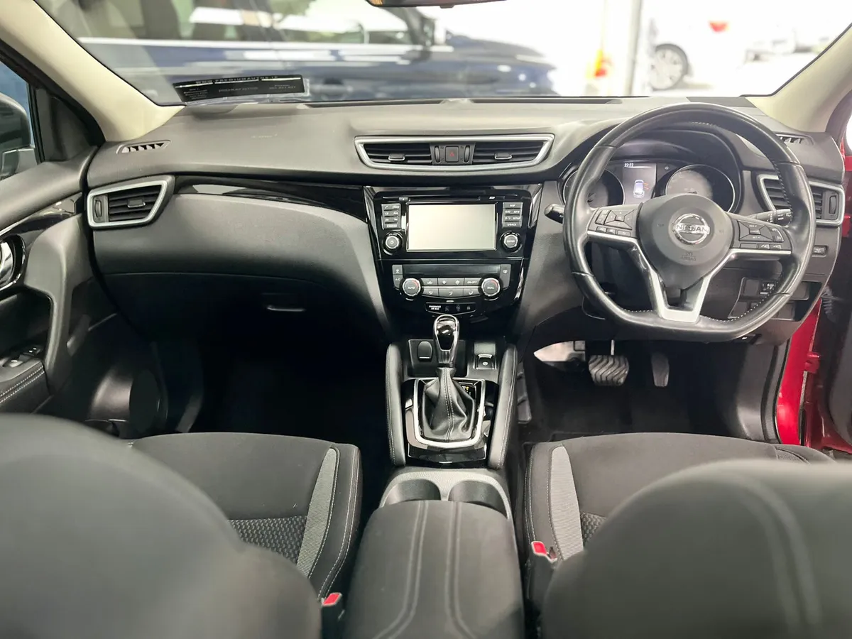 Nissan Qashqai 2018 1.2 SV  CVT. AUTOMATIC - Image 4