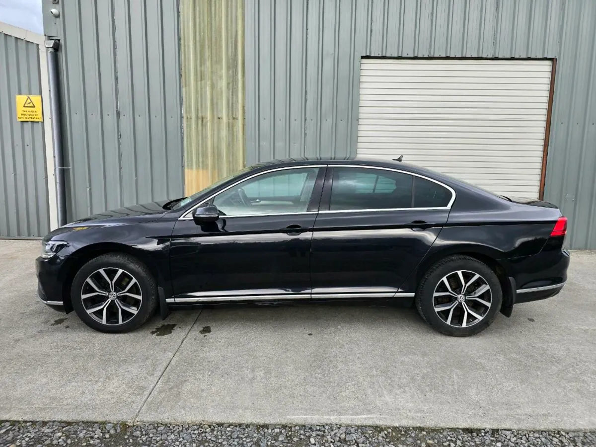 202 VW PASSAT - Image 3