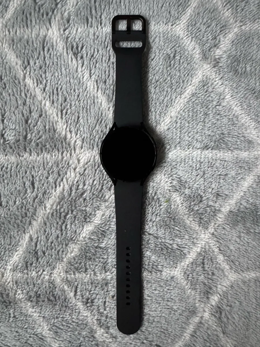 Galaxy Watch 4 44mm - Image 3