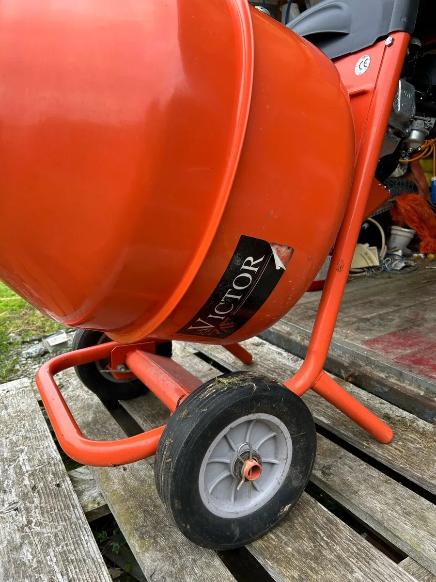 Cement mixer - Image 2