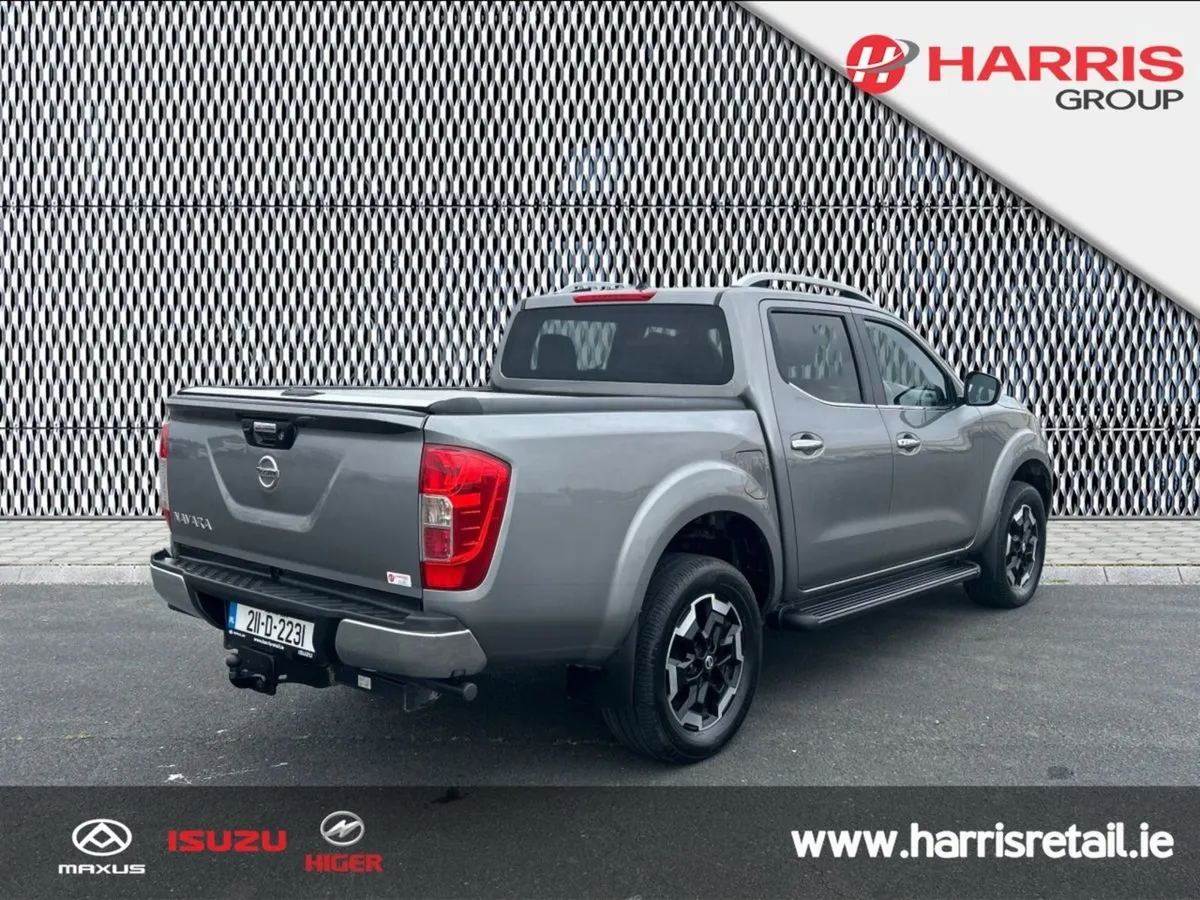 Nissan Navara Navara 2.3 DSL SVE CVT 190 DIF - Image 3
