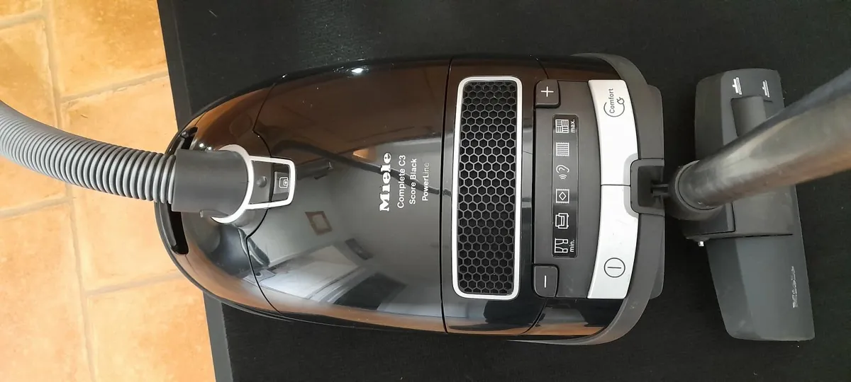 Miele vacuum/Hoover cleaner - Image 4