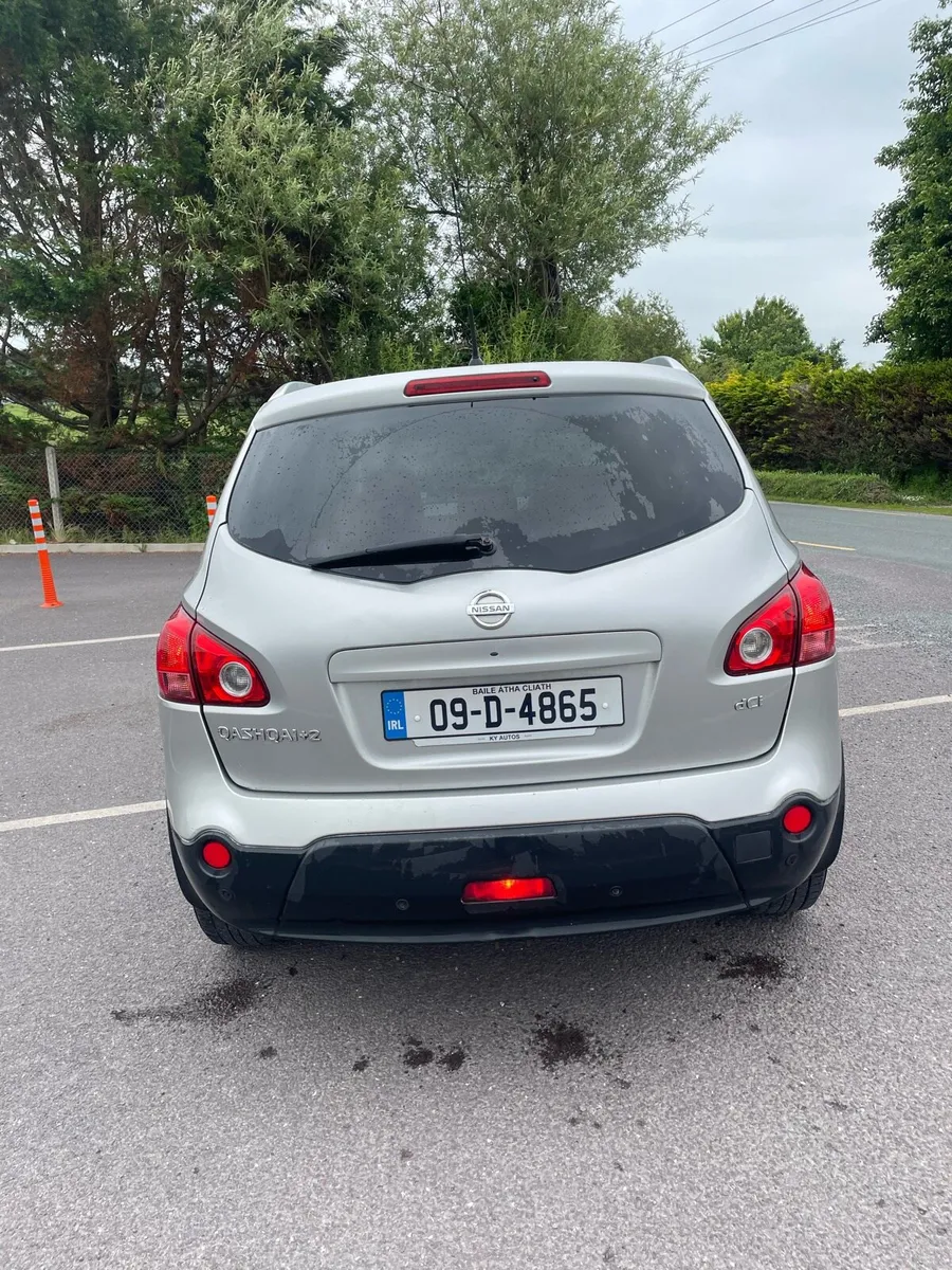 Nissan Qashqai +2 - Image 4