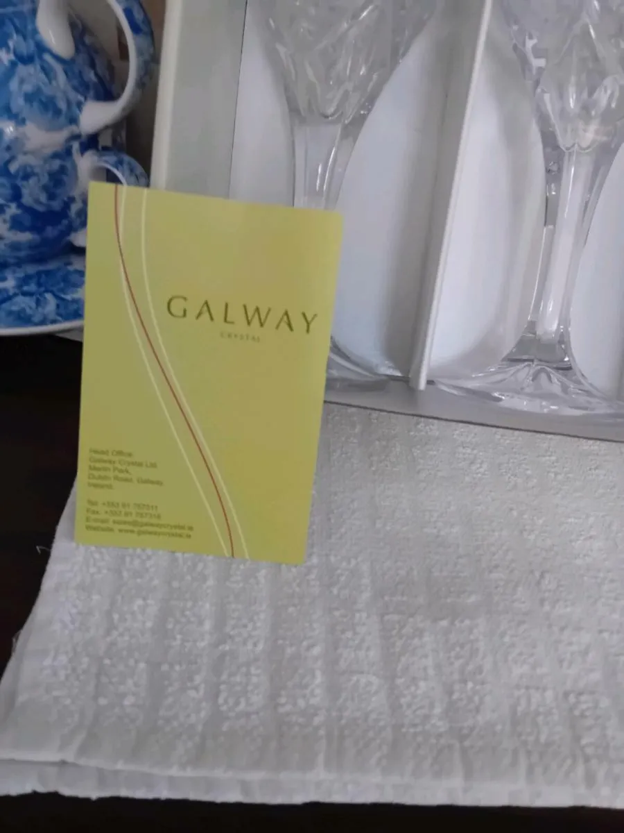 TRALEE WINE GOBLETS SET 4 NEW BOXED - Image 3