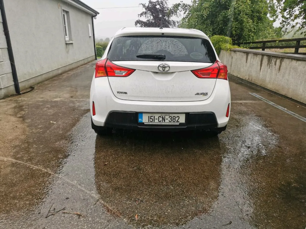 Toyota Auris - Image 2