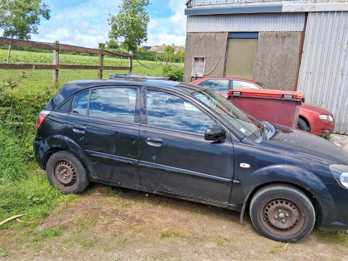 Kia Rio 2010 - Image 2