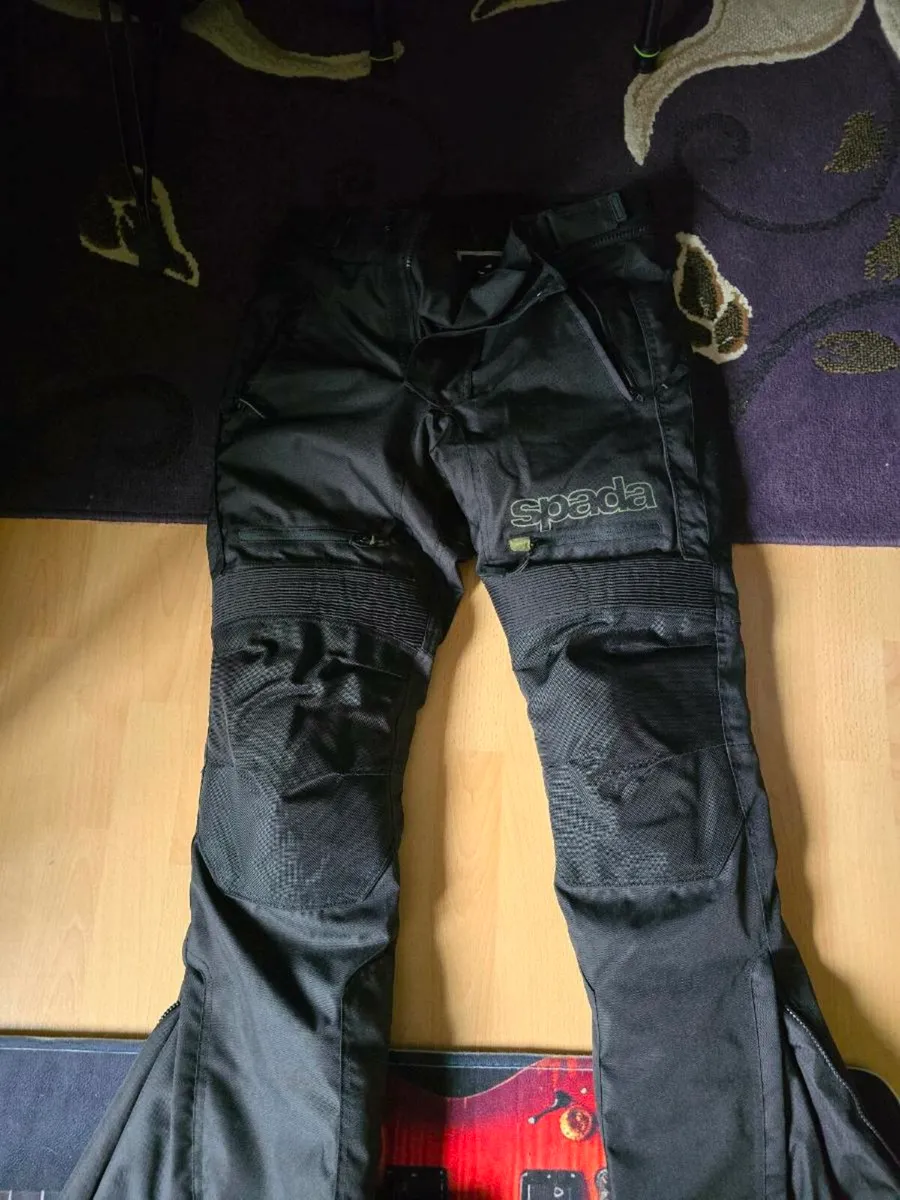 Motorcycle Clothing - Image 3