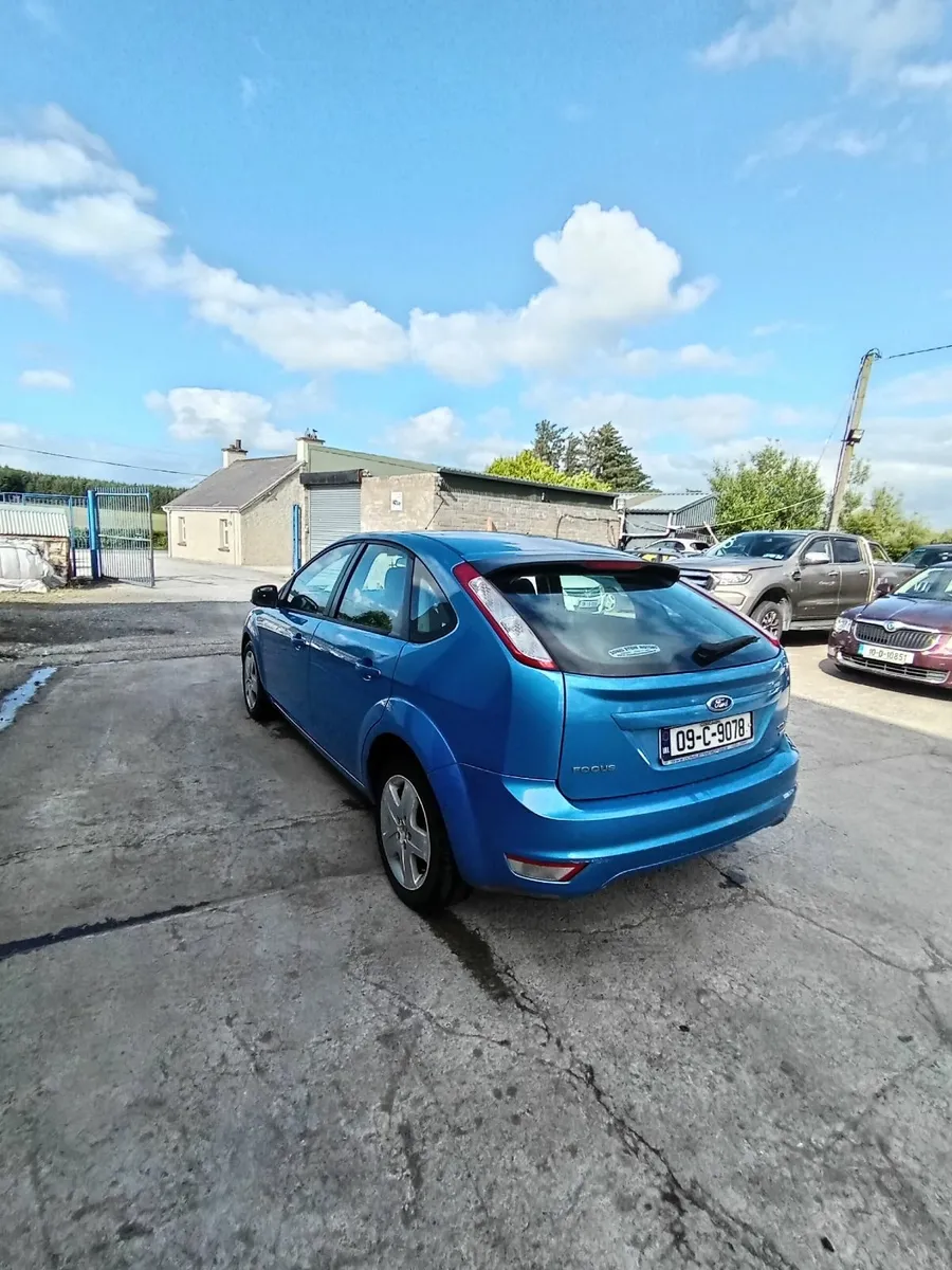 Ford Focus 2009 1.6 - Image 3