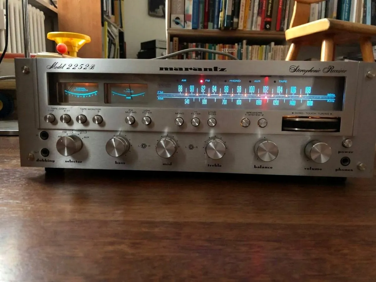 Marantz 2252B Vintage Receiver Full Working Order - Image 1
