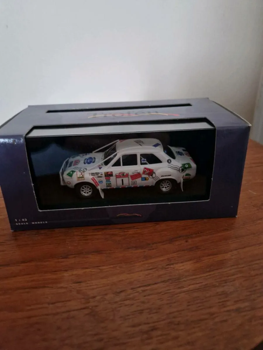 Corgi Trofeu Ford Escort MKI Rally 1.43 - Image 1