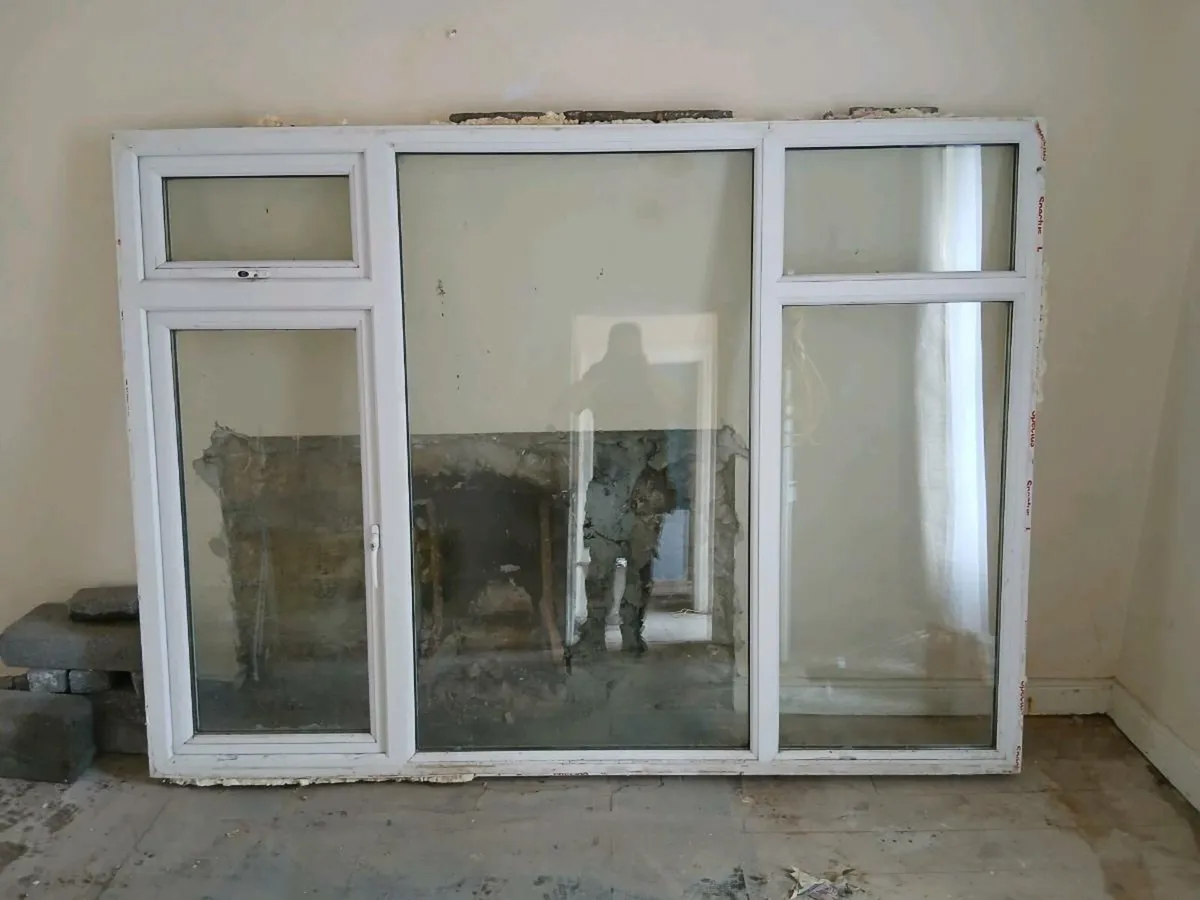 Window for sale - Image 2